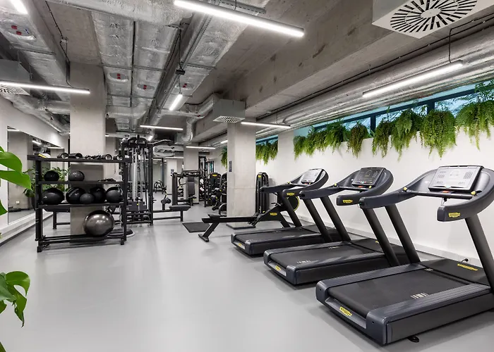 Milestone Center Student Living By Tribera 3*