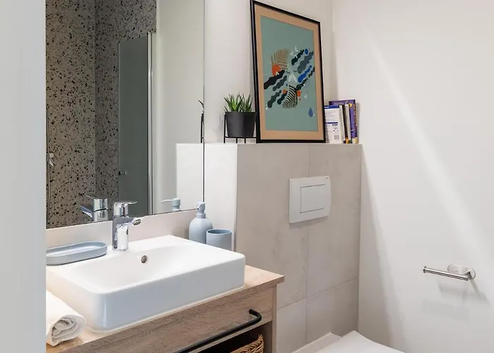 Milestone Center Student Living By Tribera