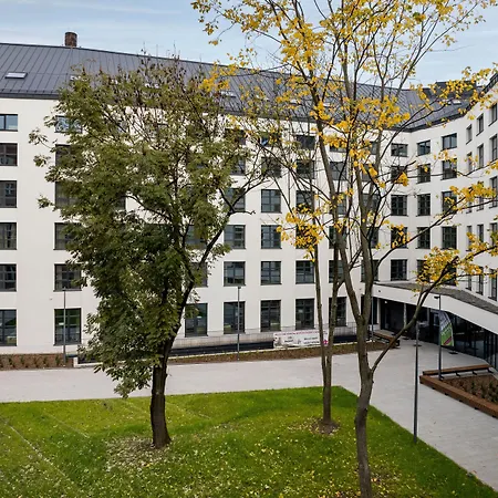 Milestone Center Student Living By Tribera 3*