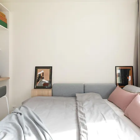 Milestone Center Student Living By Tribera 3*